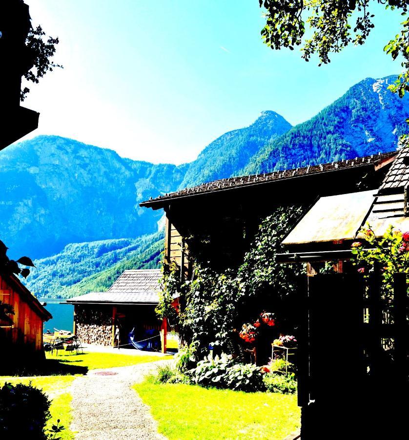 Haus Am Hof - 15Th Century House At The Lake, Near The Marketplace, With A Balcony Hallstatt Exterior foto